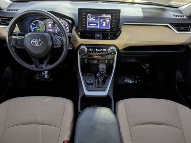 Used 2022 Toyota RAV4 XLE image 10