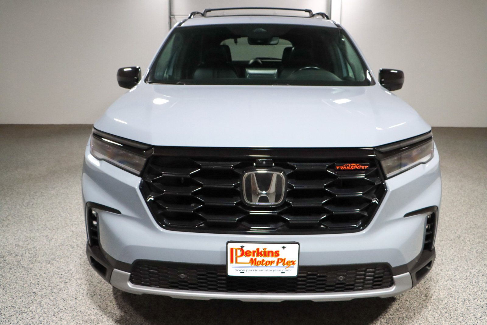 Used 2024 Honda Pilot TrailSport image 4