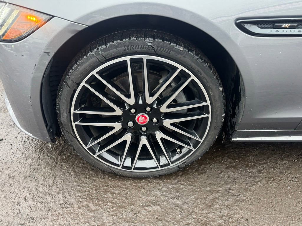 Used 2020 Jaguar XF Checkered Flag image 20