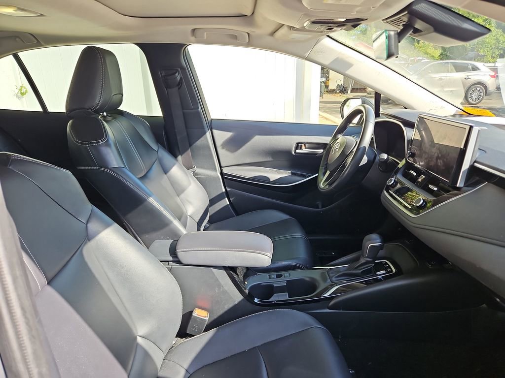 Used 2024 Toyota Corolla XLE image 8