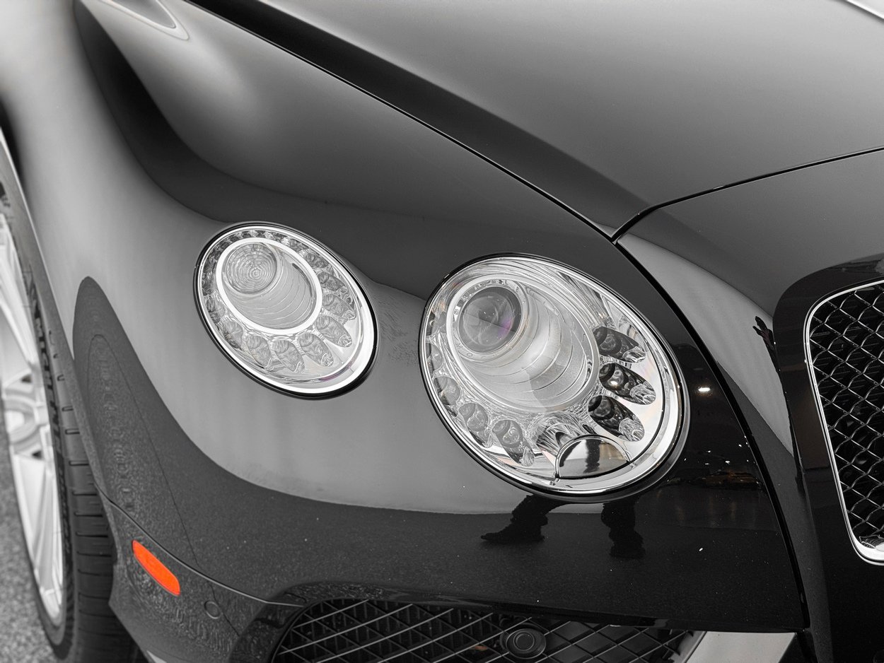 Used 2015 Bentley Continental GT image 44