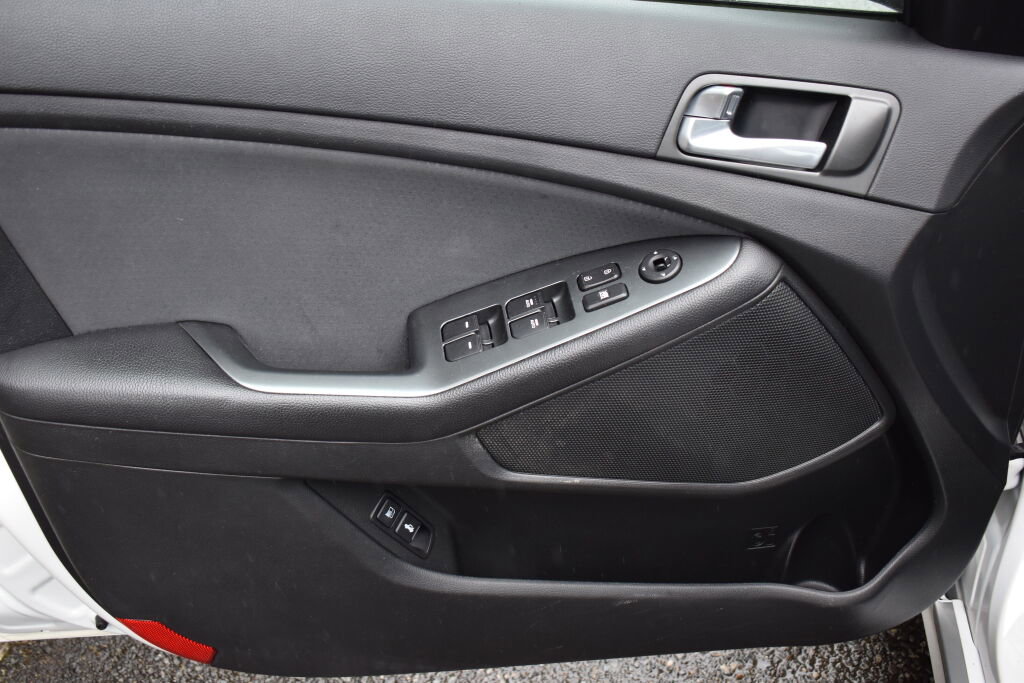 Used 2015 Kia Optima LX w/ Hybrid Convenience Package image 17