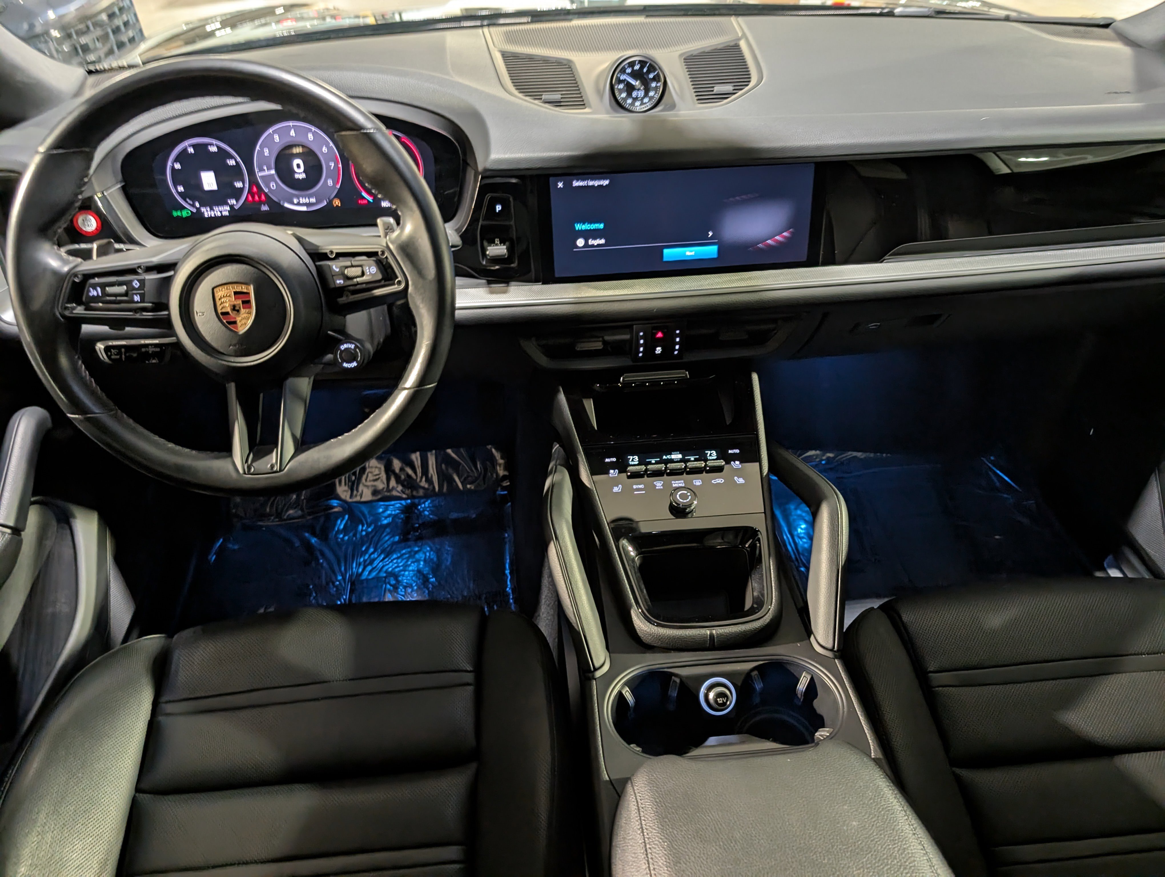 Certified 2024 Porsche Cayenne Coupe image 7