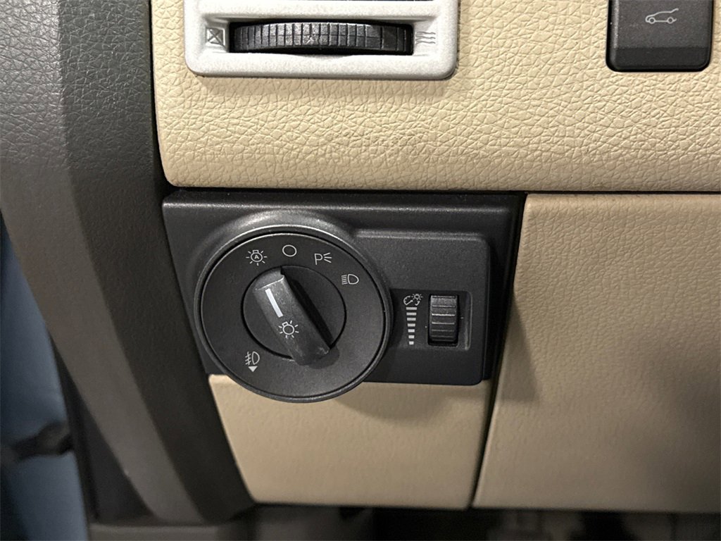 Used 2008 Lincoln MKX 2WD image 20