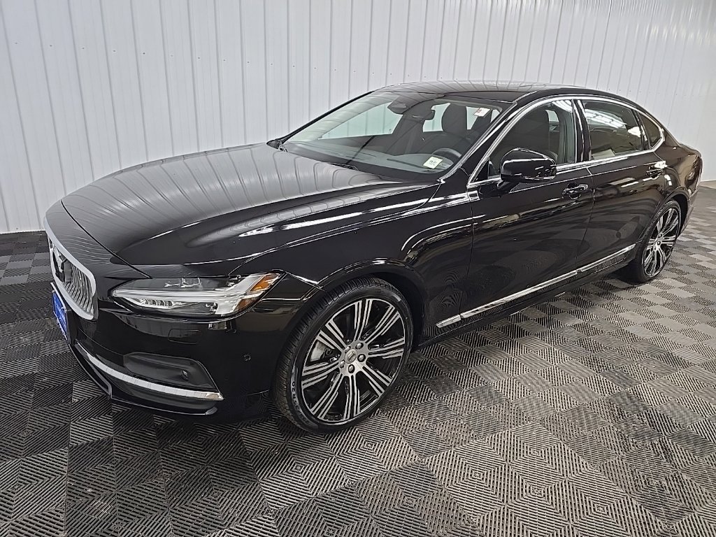 Used 2025 Volvo S90 B6 Plus AWD/4WD image 8