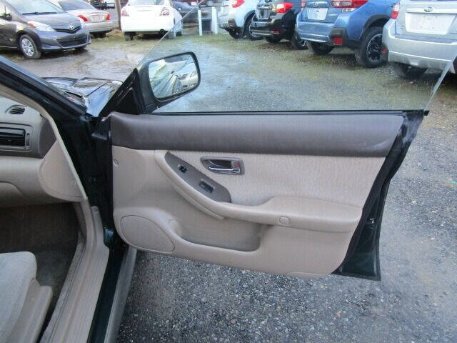Used 2000 Subaru Outback Wagon image 24