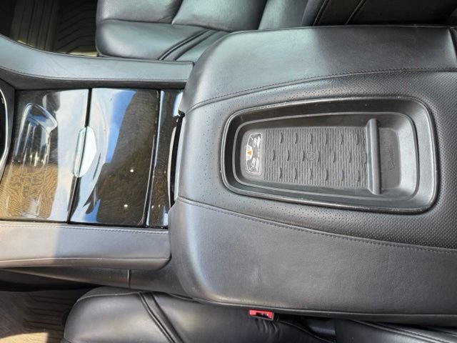 Used 2017 Cadillac Escalade ESV Platinum AWD/4WD image 22