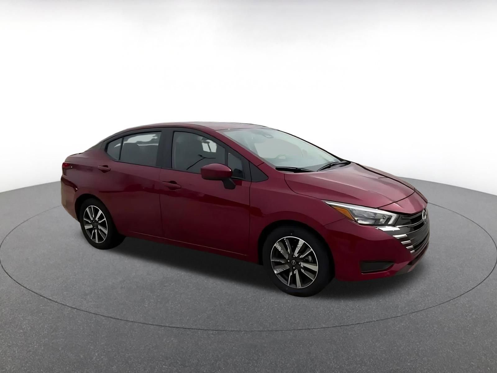 Used 2025 Nissan Versa SV FWD image 2