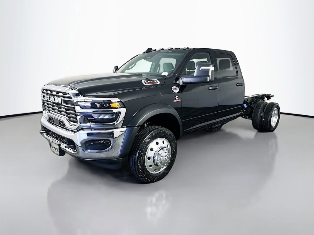 New 2026 RAM 5500 Tradesman w/ Chrome Appearance Group AWD/4WD image 3