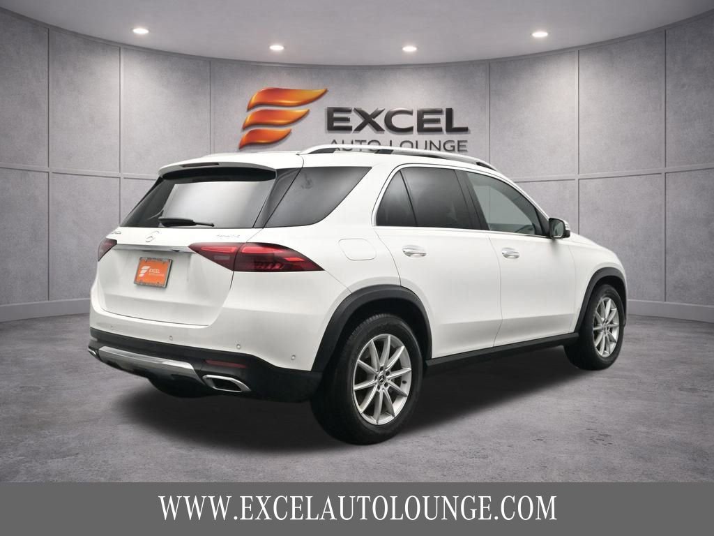 Used 2024 Mercedes-Benz GLE 450e 4MATIC image 9