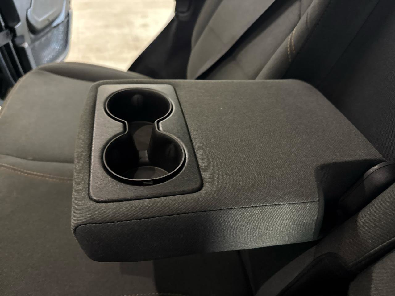 Used 2024 Jeep Wrangler Unlimited image 36