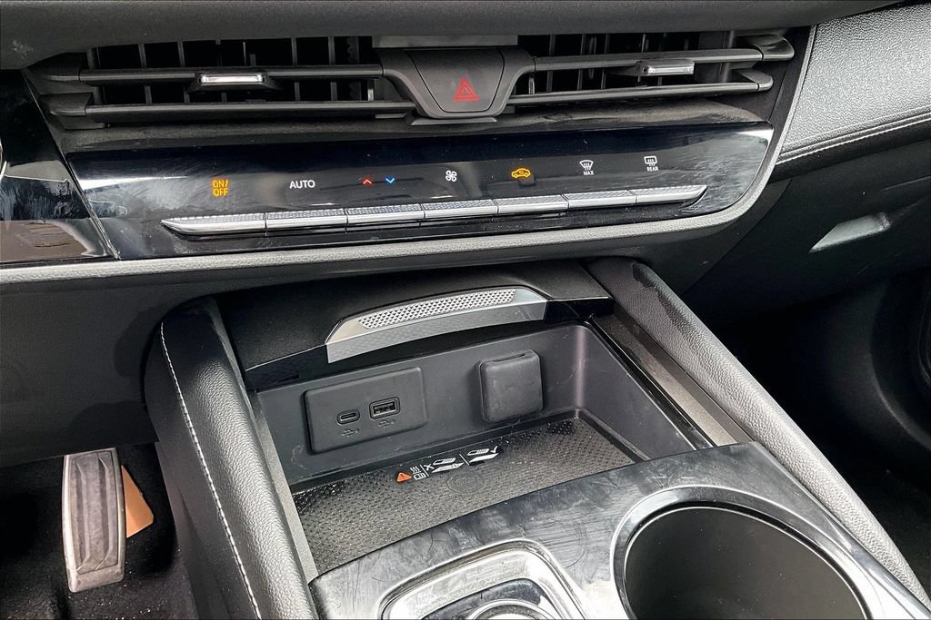 Used 2024 Buick Envision Sport Touring AWD/4WD image 20
