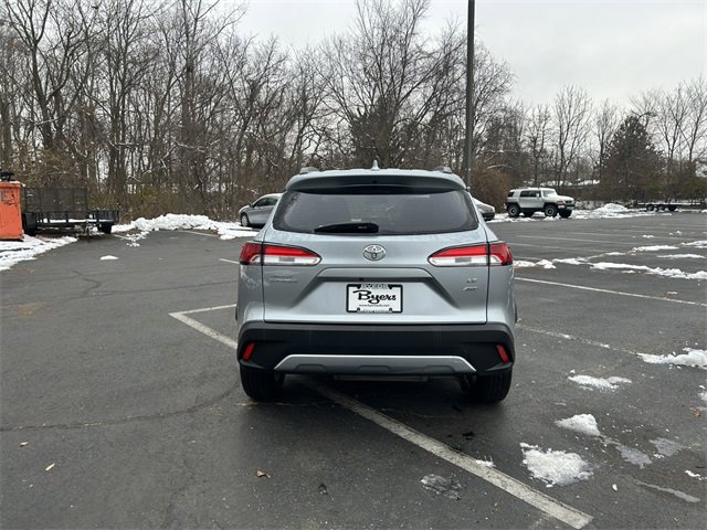 Used 2024 Toyota Corolla Cross LE image 24