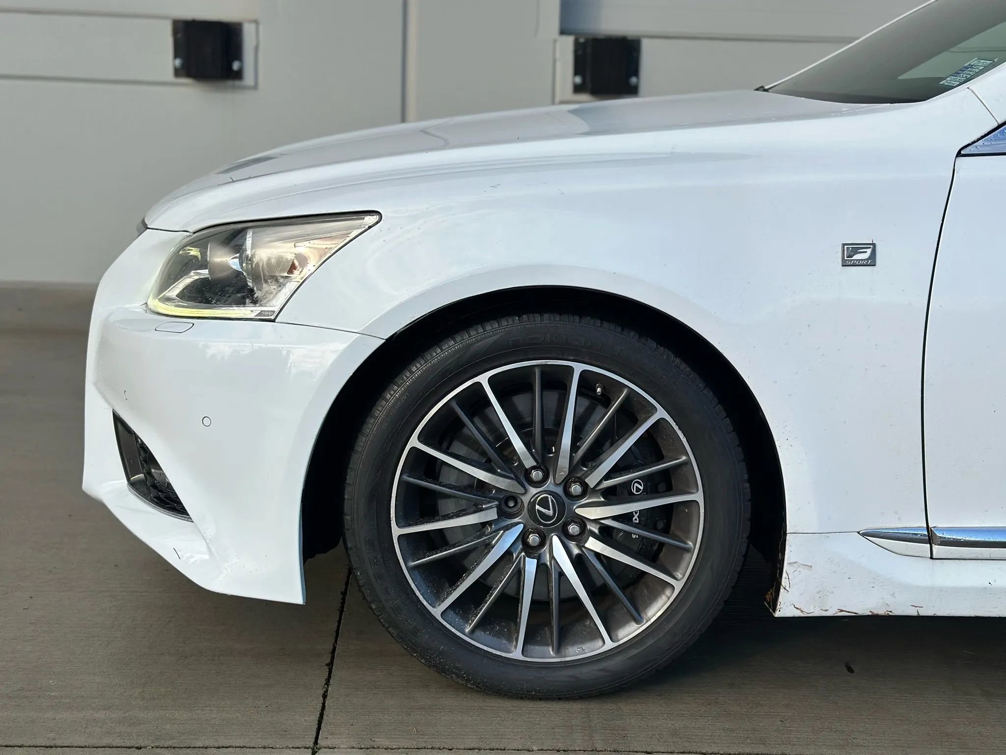 Used 2014 Lexus LS 460 LS 460 Sedan 4D w/ F Sport Package image 38