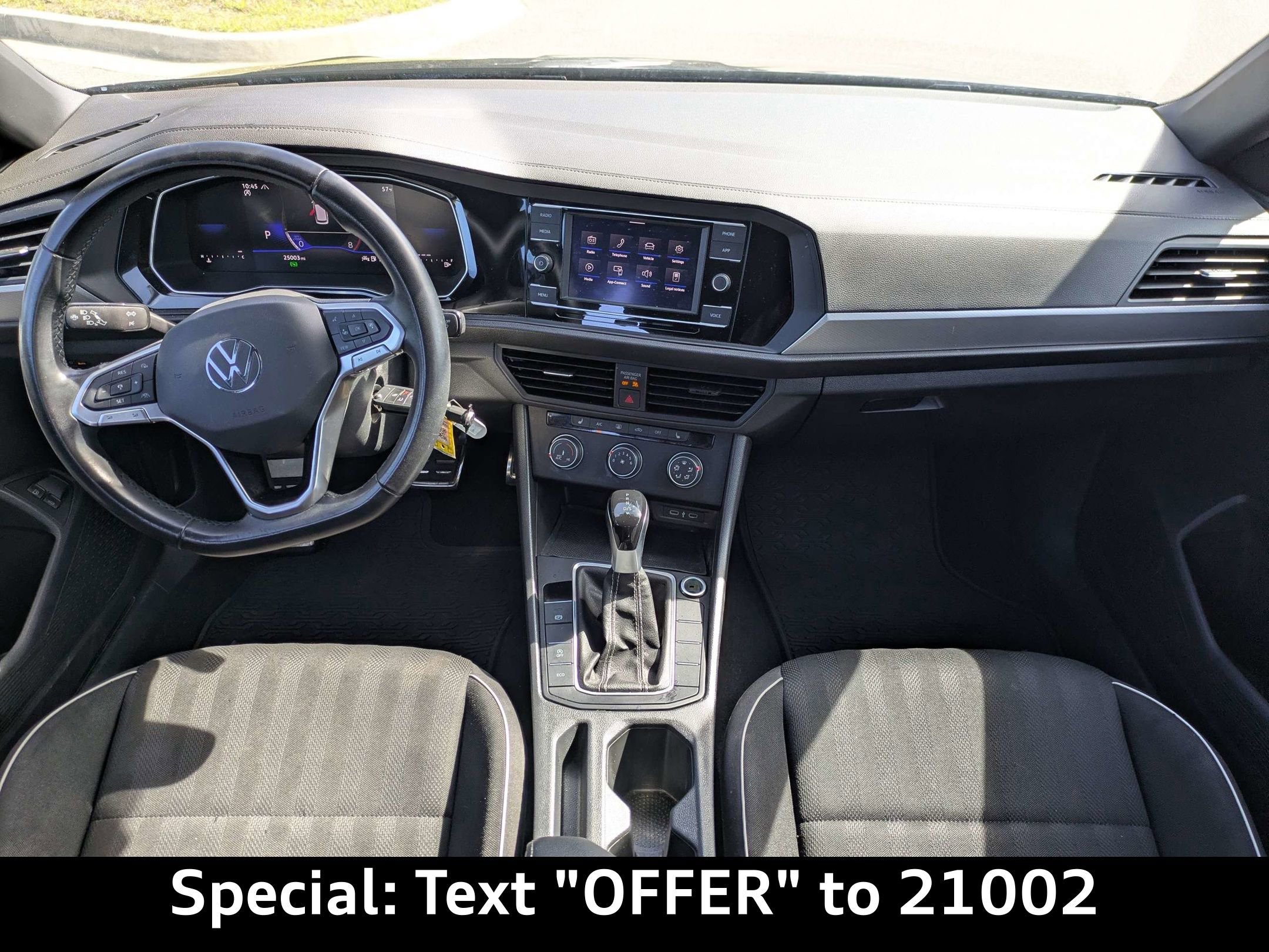 Used 2024 Volkswagen Jetta Sport image 13