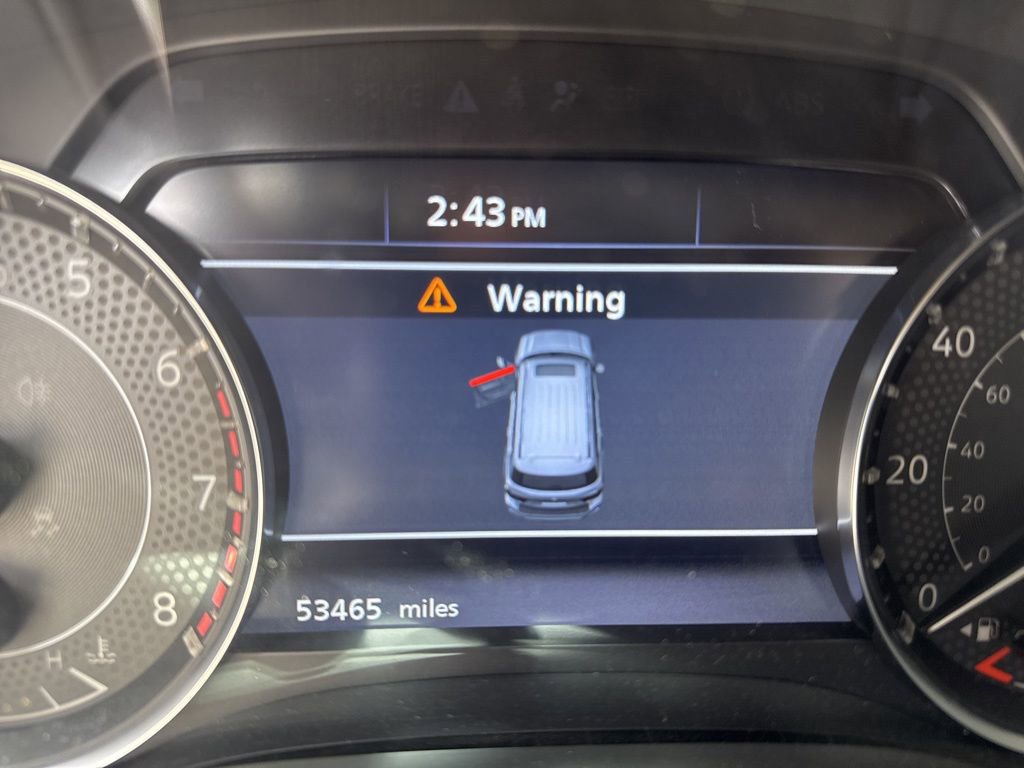 Used 2021 Nissan Armada SV w/ SV Appearance Package image 15