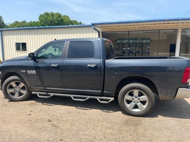Used 2017 RAM 1500 Lone Star RWD image 3