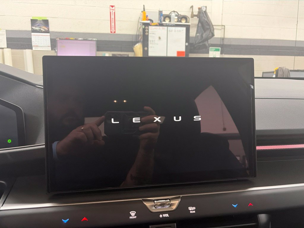 New 2026 Lexus ES 500e w/ Convenience Package AWD/4WD image 20