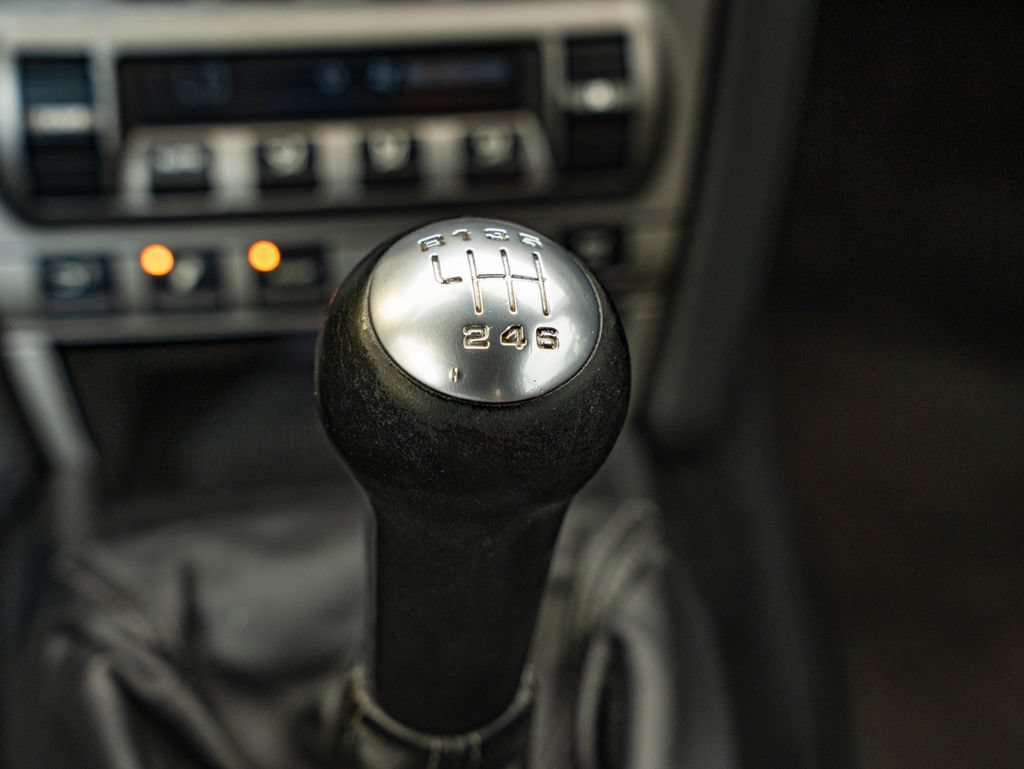 Used 2005 Porsche 911 Carrera S RWD image 41