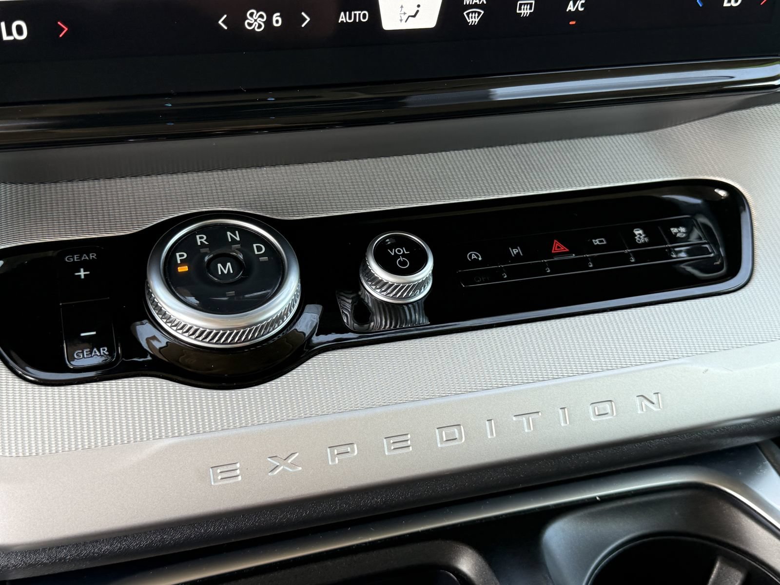 Certified 2025 Ford Expedition Active RWD image 34