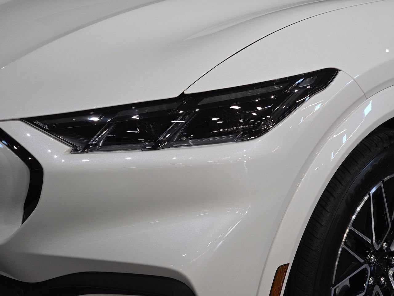 New 2025 Ford Mustang Mach-E Premium AWD/4WD image 12