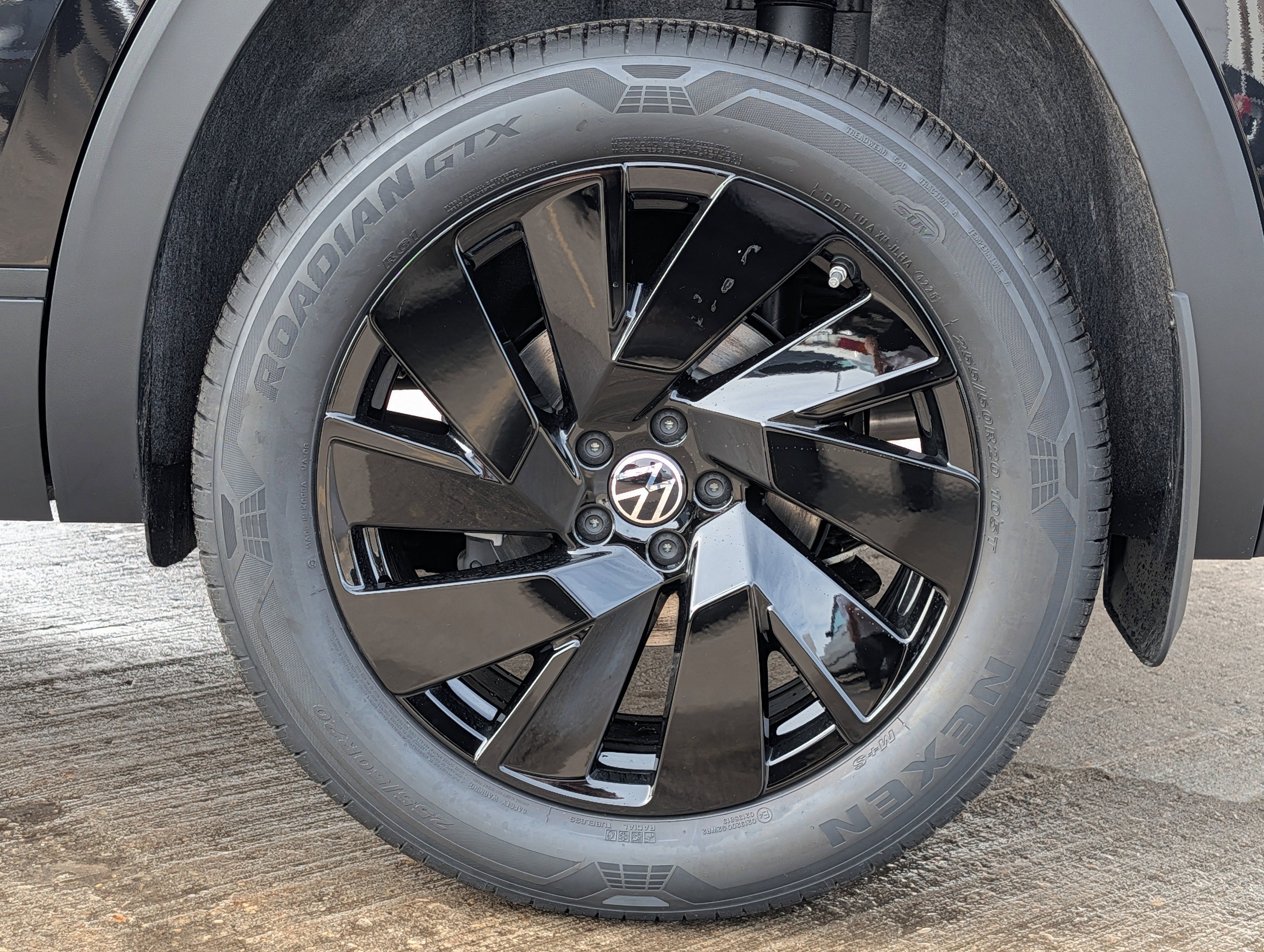 New 2026 Volkswagen Atlas SE AWD/4WD image 3