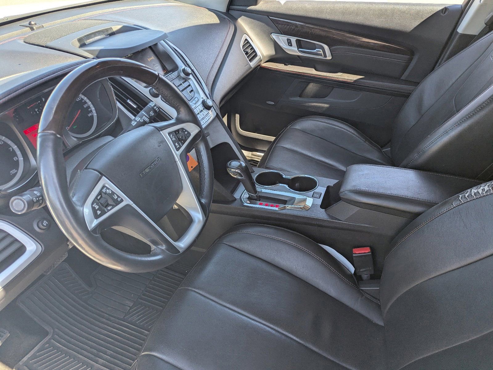 Used 2015 GMC Terrain Denali w/ Cargo Package image 22