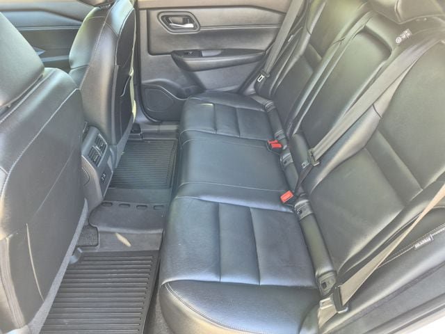 Certified 2023 Nissan Rogue SL AWD/4WD image 22