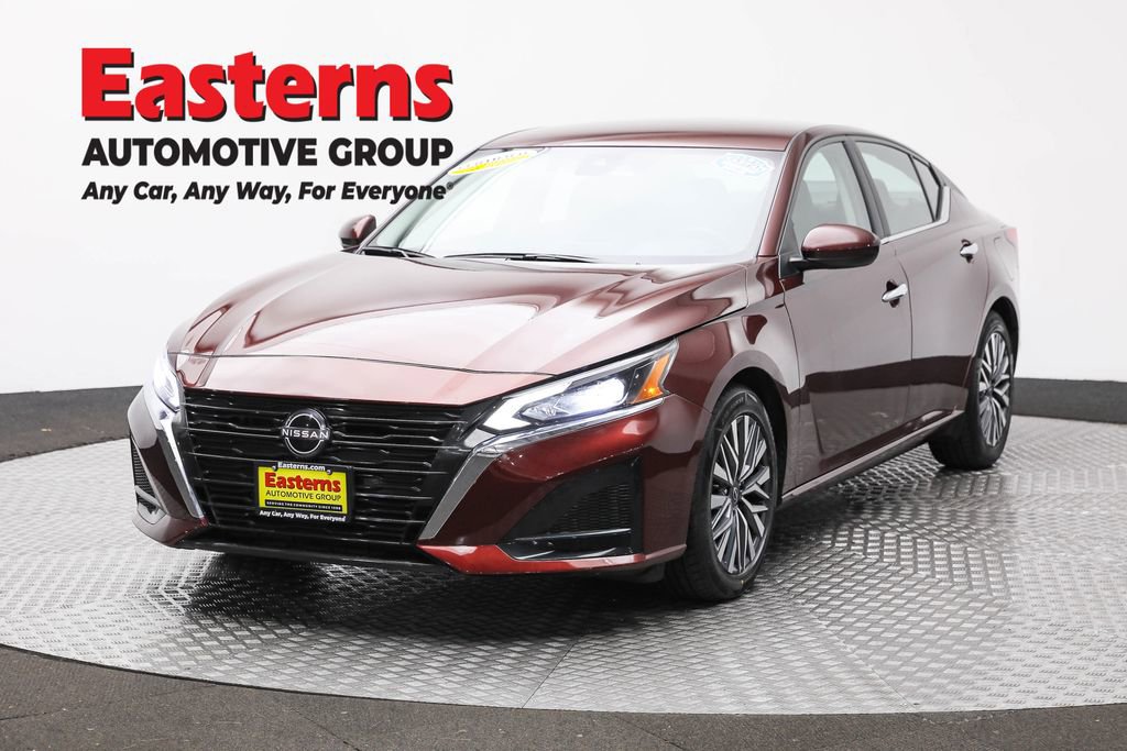 Used 2023 Nissan Altima 2.5 SV