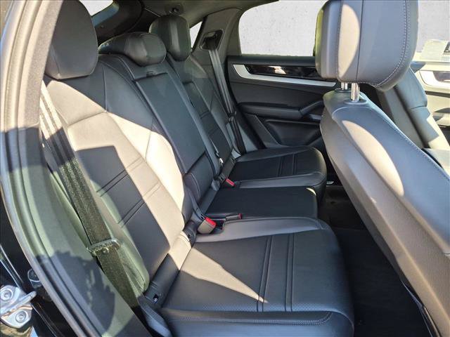 Used 2026 Porsche Cayenne S AWD/4WD image 20