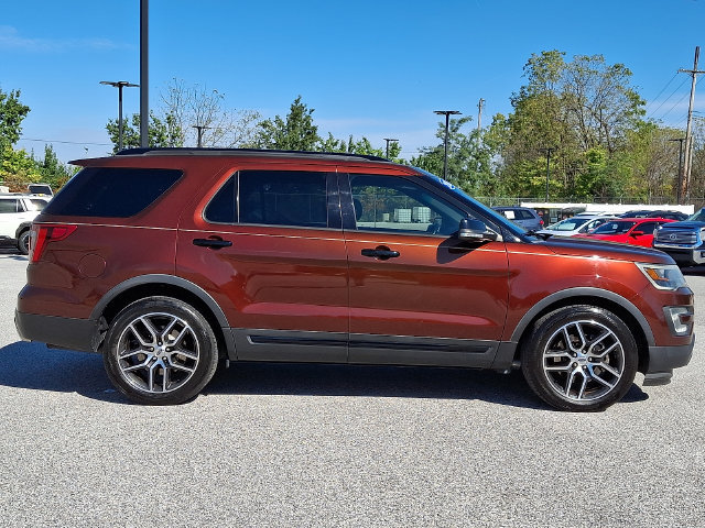 Used 2016 Ford Explorer Sport w/ Equipment Group 401A AWD/4WD image 10