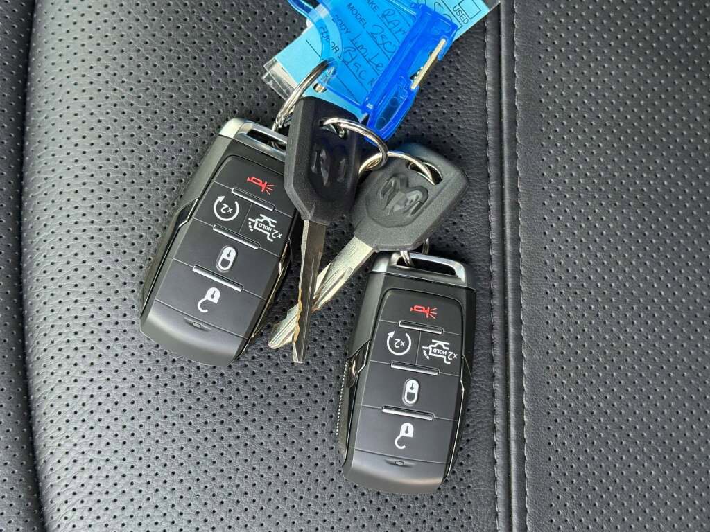 New 2026 RAM 2500 Limited image 32