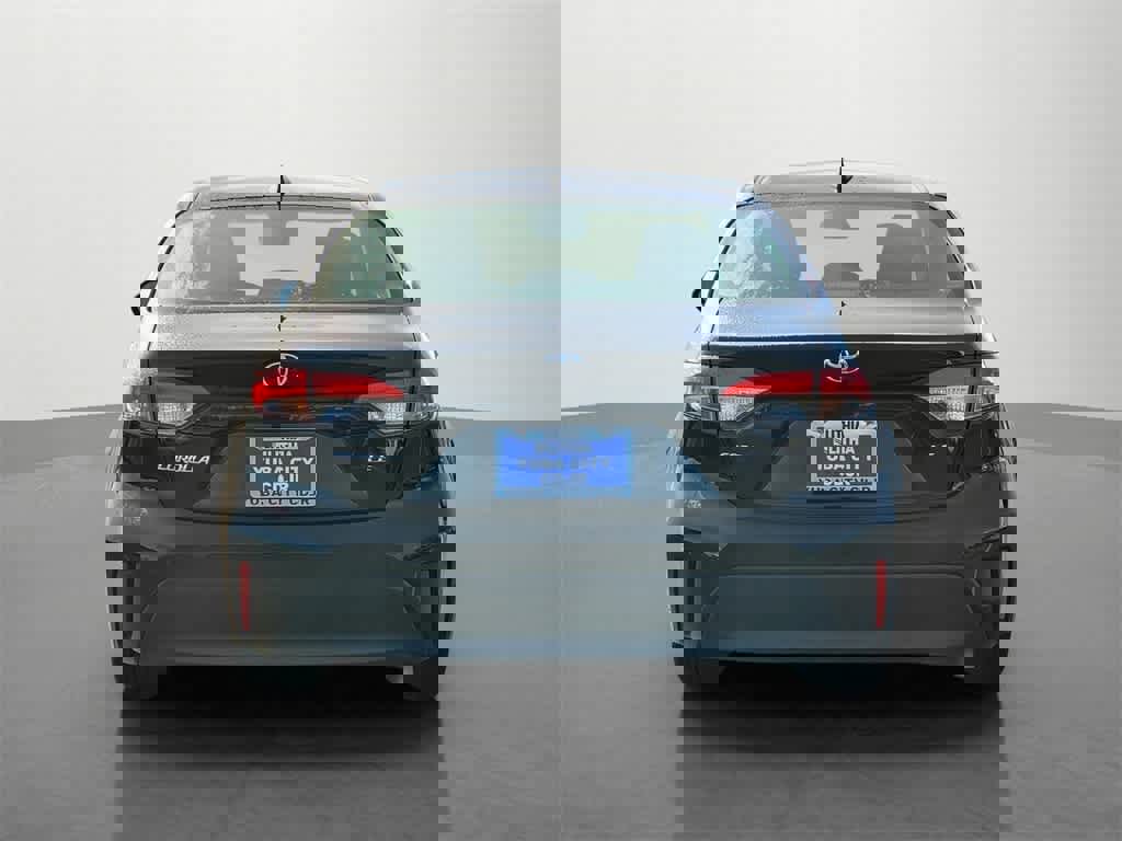 Used 2023 Toyota Corolla LE image 5