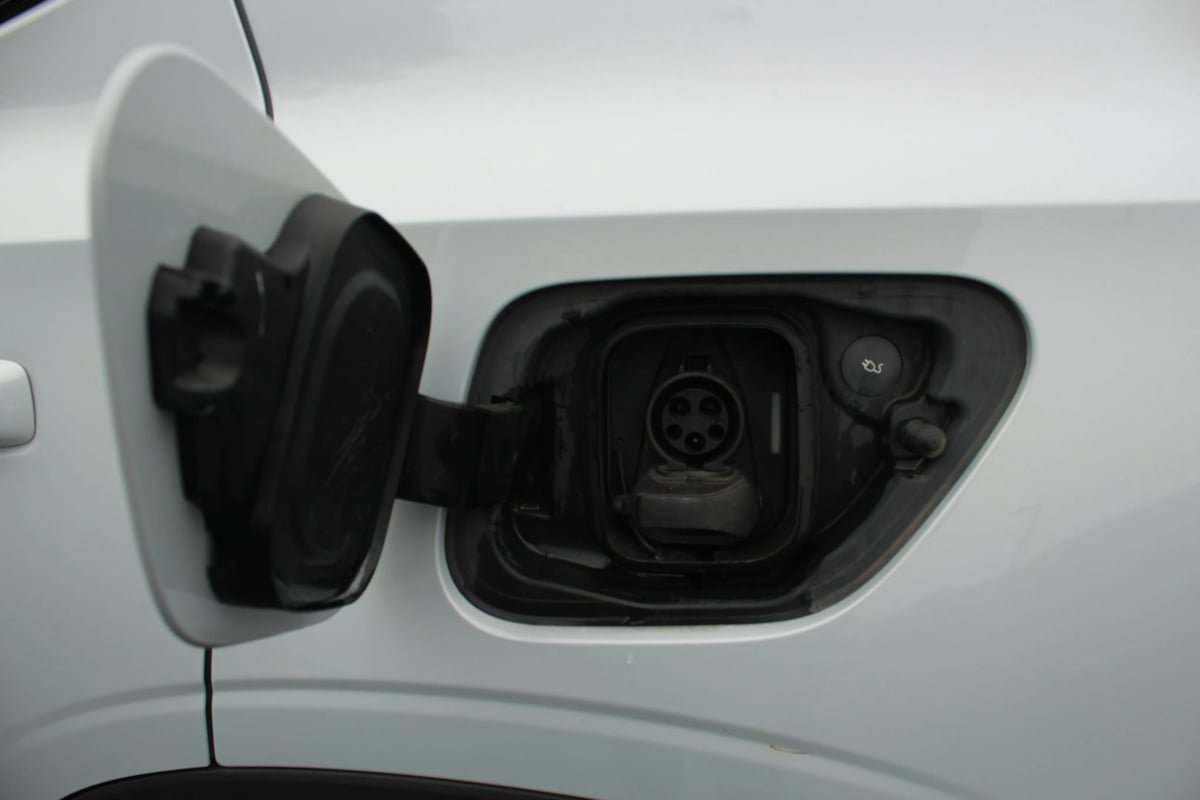 Used 2023 Polestar Polestar 2 w/ Pilot Pack AWD/4WD image 32