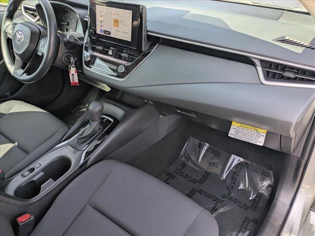 Used 2025 Toyota Corolla LE FWD image 20