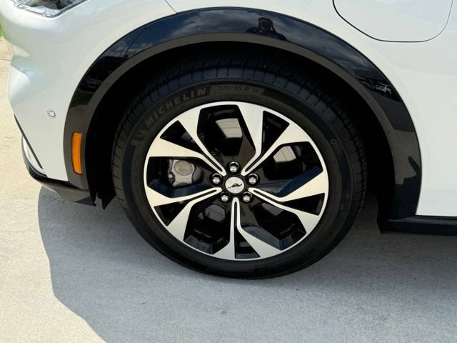 Used 2023 Ford Mustang Mach-E Premium AWD/4WD image 5