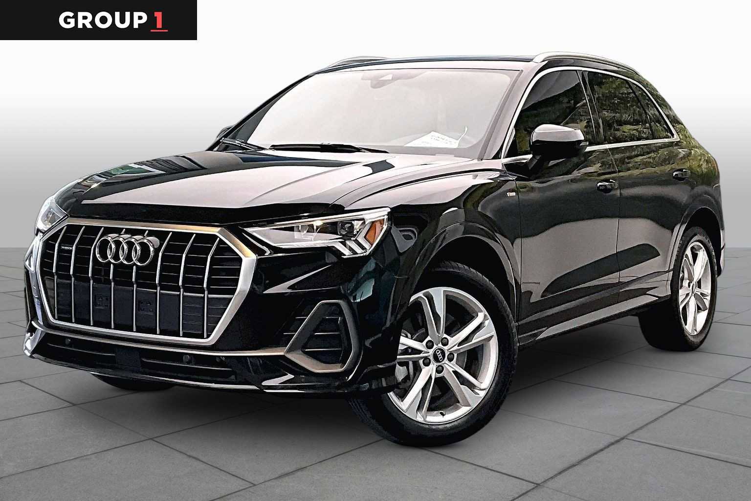 Used 2024 Audi Q3 2.0T Premium w/ Convenience Package AWD/4WD image 1