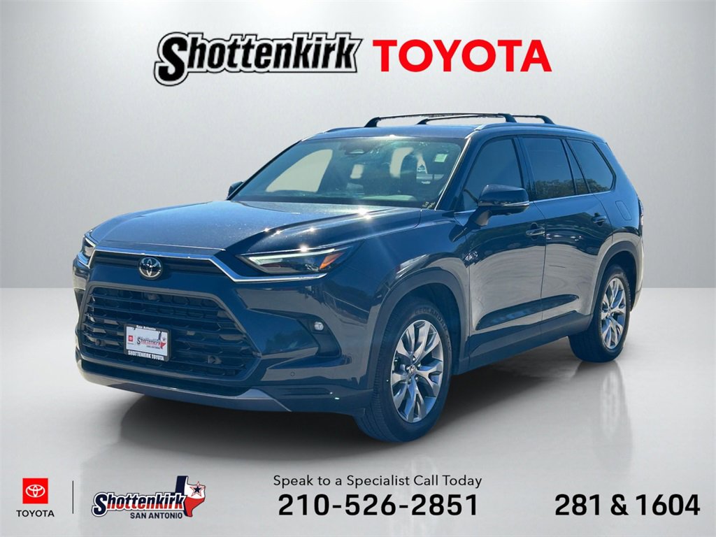 Used 2024 Toyota Grand Highlander Limited image 1