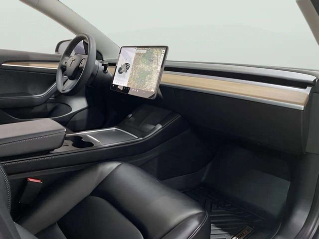 Used 2023 Tesla Model 3 Standard Range image 54