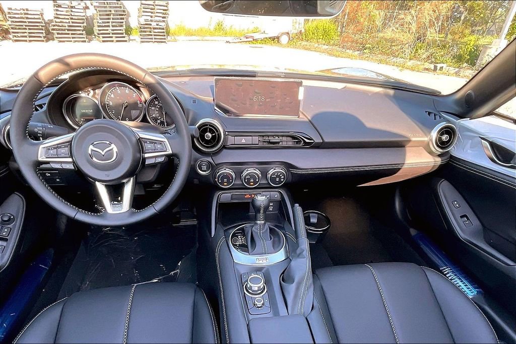 New 2026 MAZDA MX-5 Miata Grand Touring w/ Weather Package RWD image 5