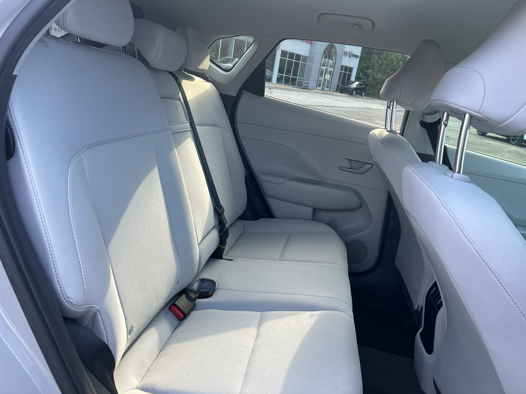 Used 2024 Hyundai Kona SEL w/ Convenience Package FWD image 16