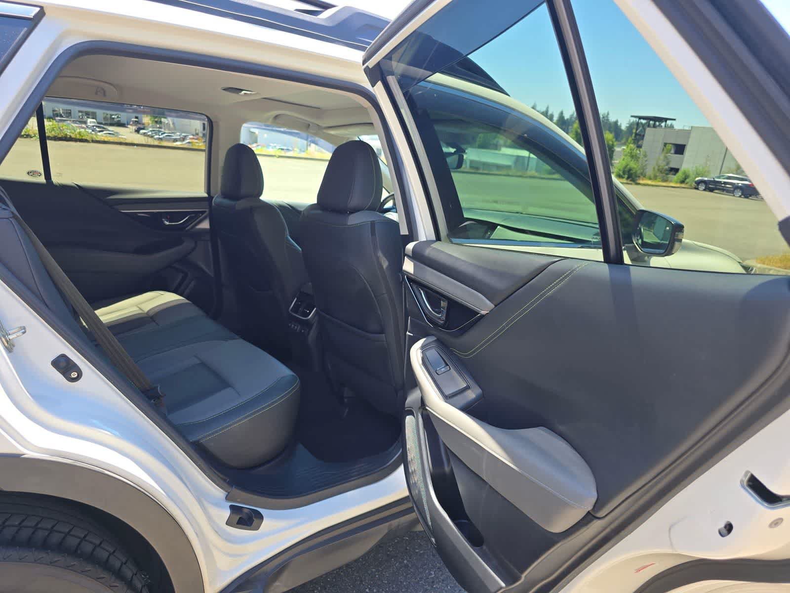 Used 2020 Subaru Outback Onyx Edition XT w/ Popular Package #2 AWD/4WD image 13