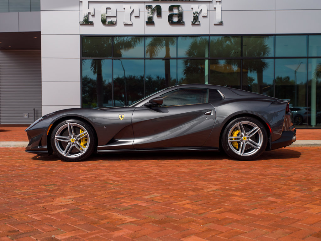Used 2021 Ferrari 812 GTS RWD image 27
