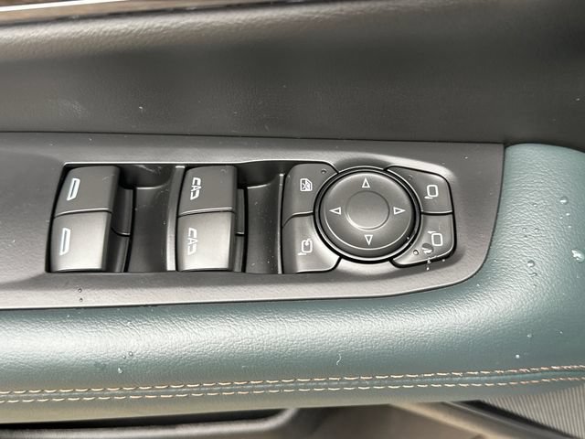Certified 2026 GMC Yukon AT4 w/ LPO, Floor Liner Package AWD/4WD image 28