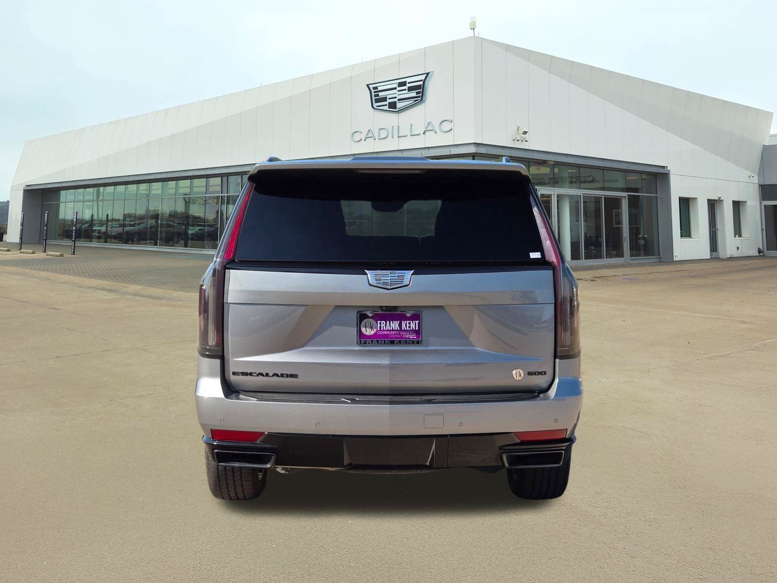 Used 2023 Cadillac Escalade Sport w/ LPO, ONYX Package AWD/4WD image 5