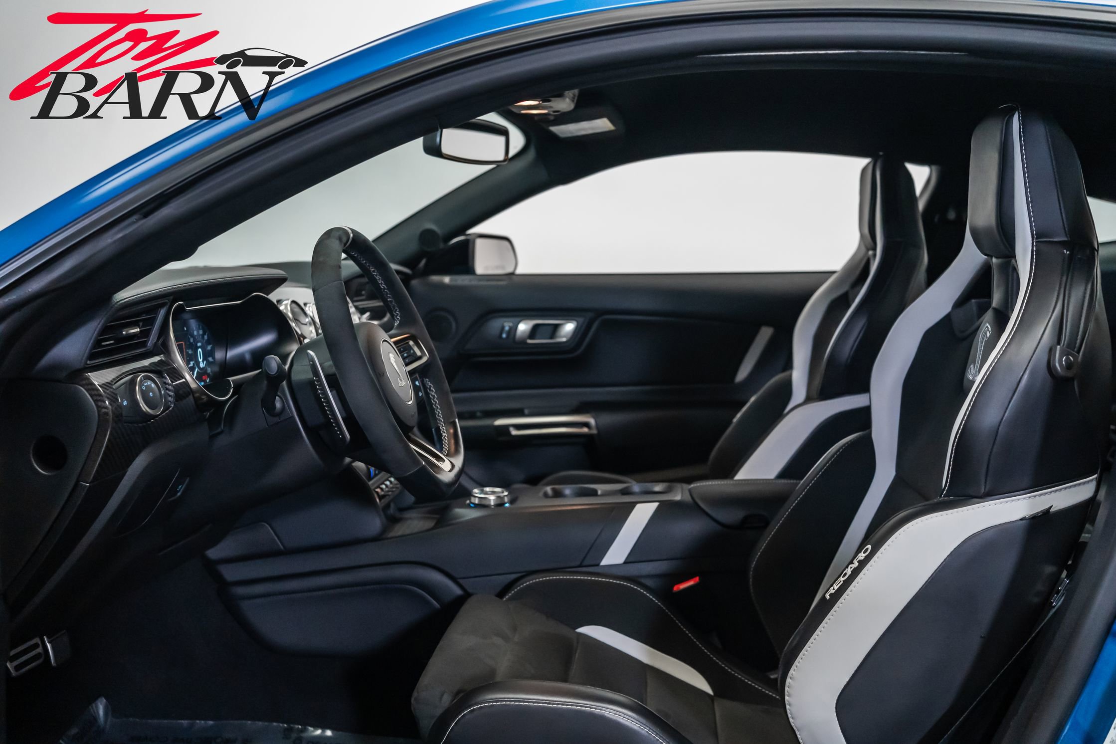 Used 2021 Ford Mustang Shelby GT500 w/ Technology Package image 27