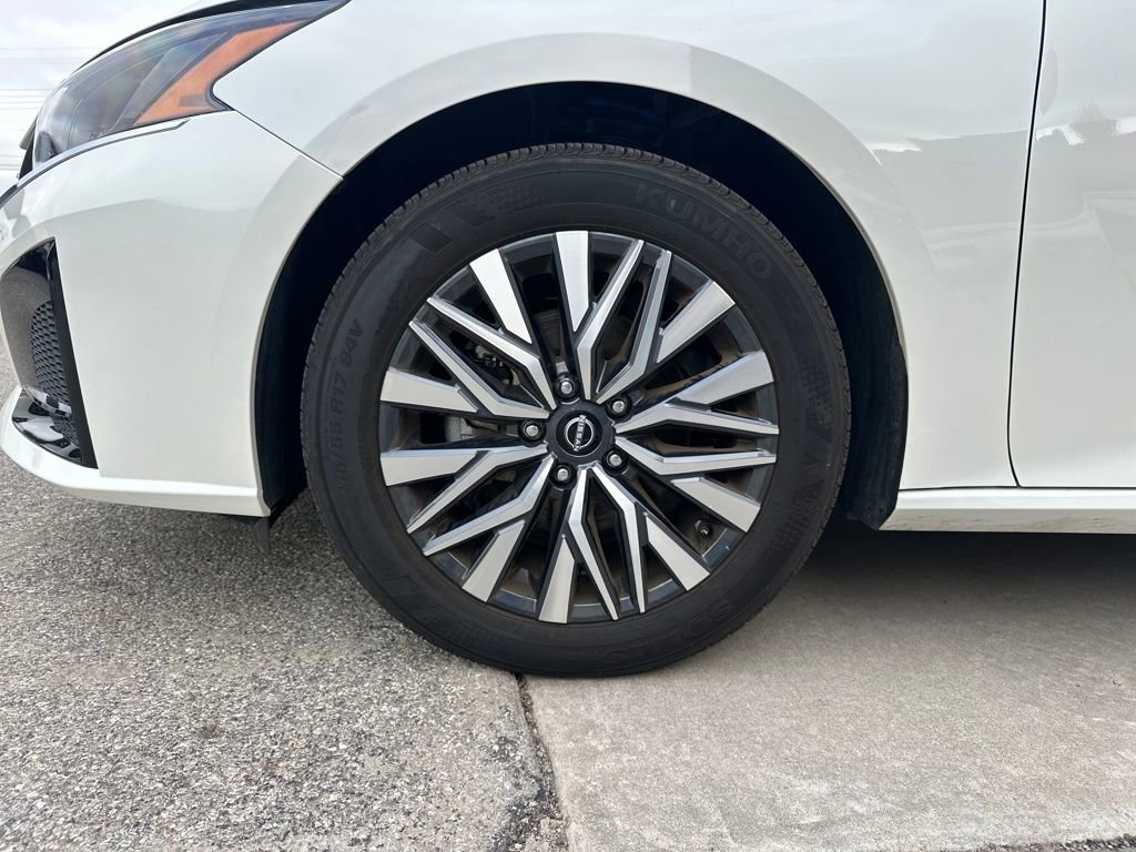 Certified 2025 Nissan Altima 2.5 SV image 25