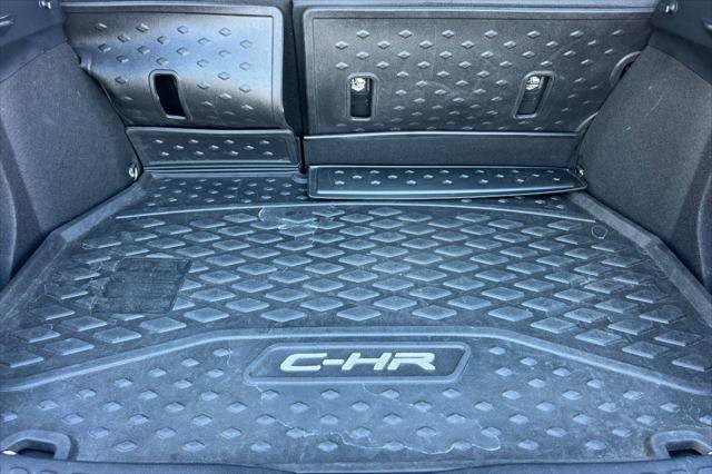 Certified 2021 Toyota C-HR LE image 15