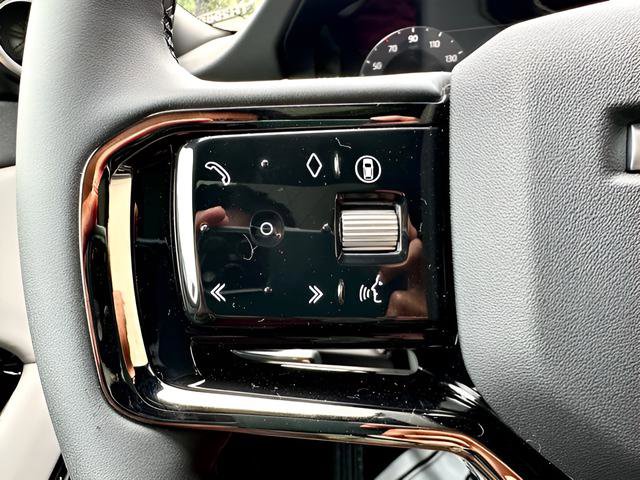 Certified 2026 Land Rover Range Rover Evoque S image 16