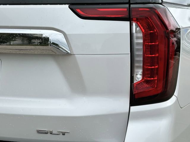 Used 2021 GMC Yukon XL SLT w/ SLT Premium Package image 7